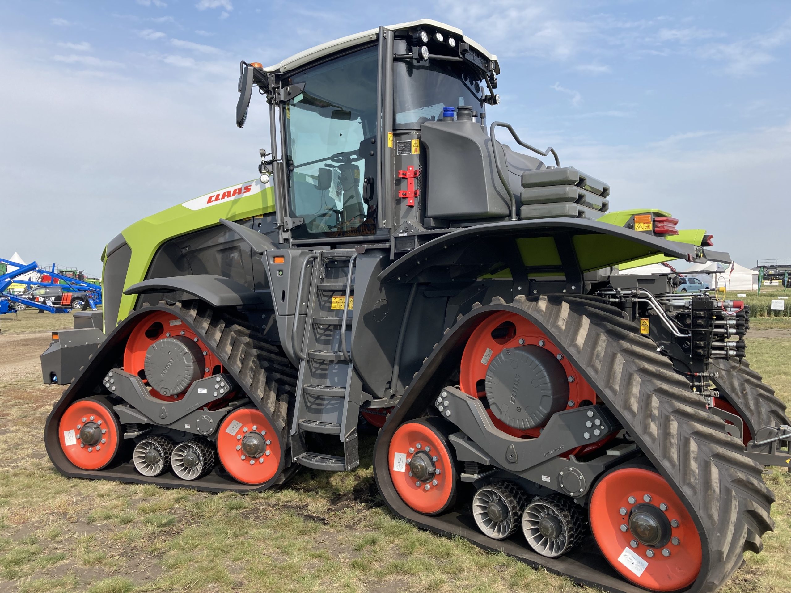 Claas XERION 12 Series Tractor