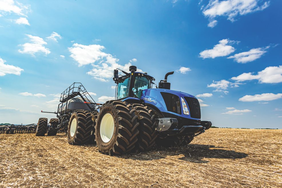 2024 High-Horsepower Tractor Guide | AgDealer.com