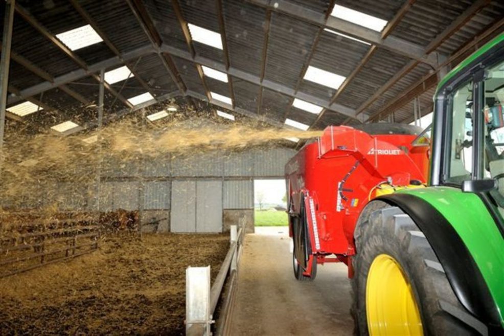 Trioliet Solomix P2 Feed Mixer with Strawblower