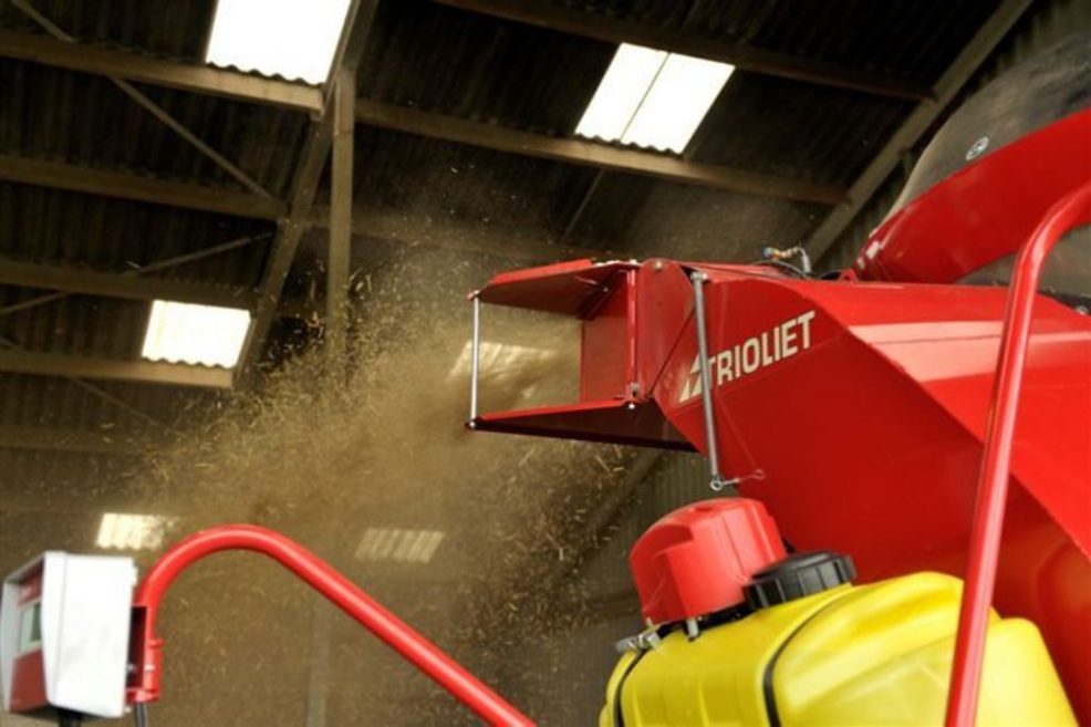 Trioliet Solomix P2 Feed Mixer with Strawblower
