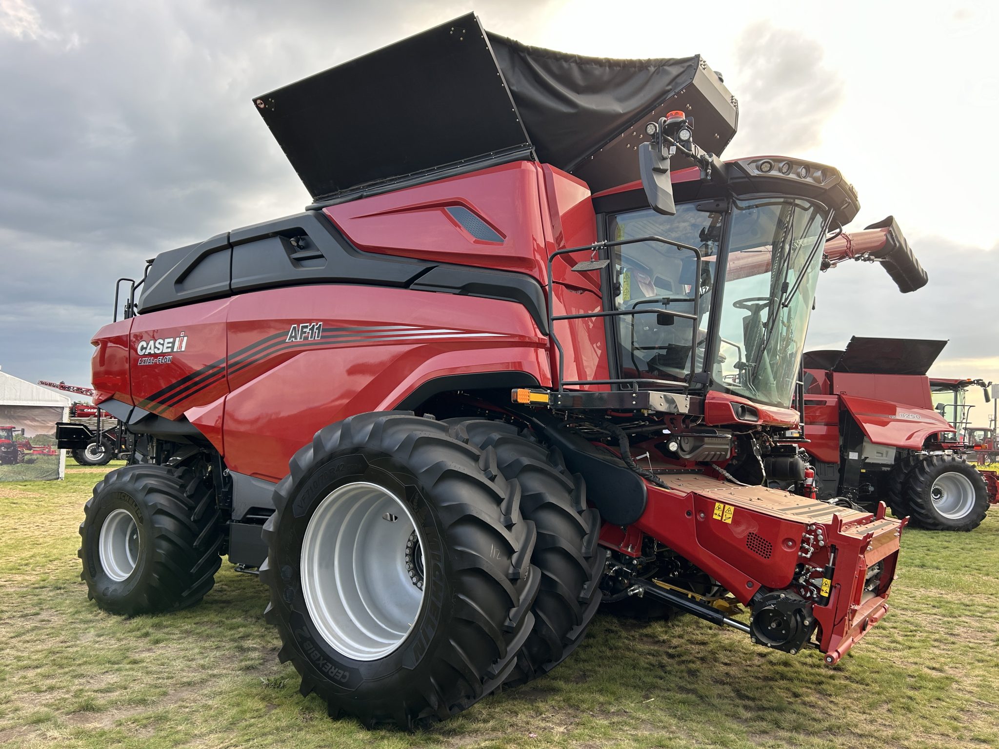 Case IH AF11 Combine Specs | AgDealer.com