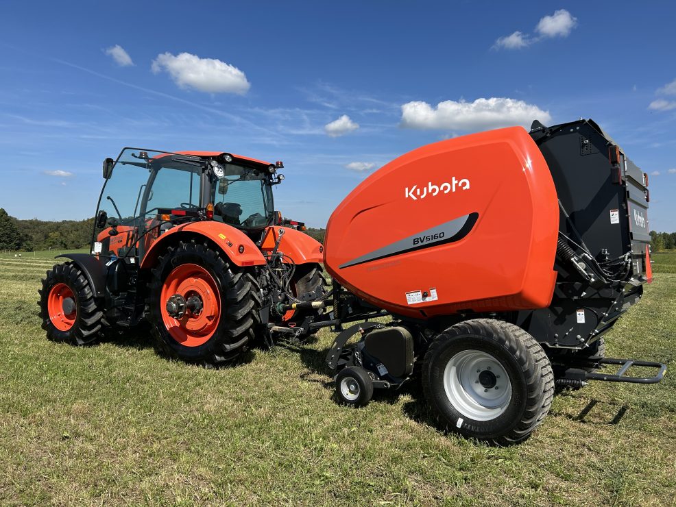 Kubota BV5160 SC14 Round Baler