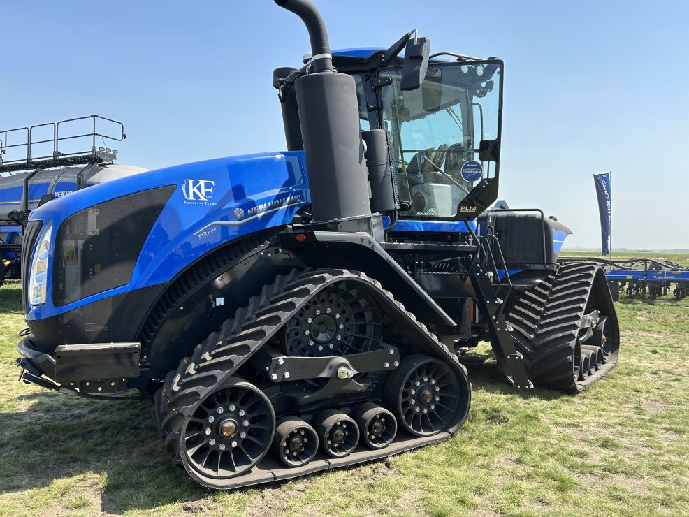 New Holland T9.655 Tractor